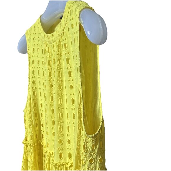Lilly Pulitzer Indira Size L Swing Dress Lilly’s Lemon Eyelet Cotton Blend - Picture 12 of 16
